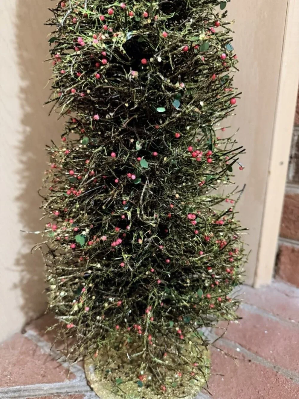 24” Bottle Brush Twig Christmas Tree With Garland And Berries & Glitter Gold